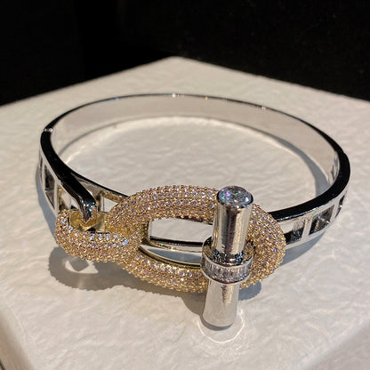 Zirconia Knot Bracelet