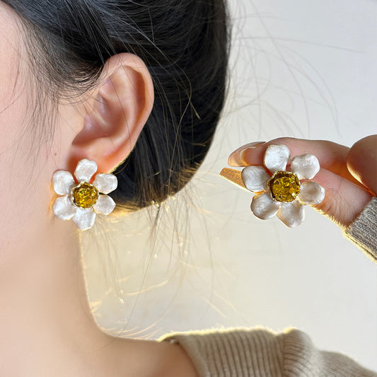 Rosabelle Stud Earring