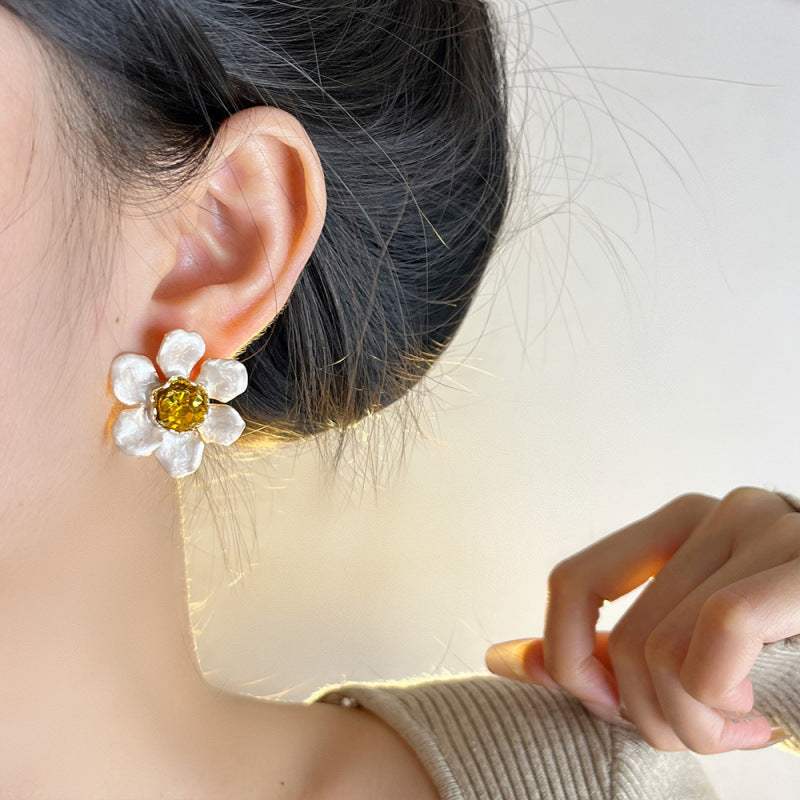 Rosabelle Stud Earring