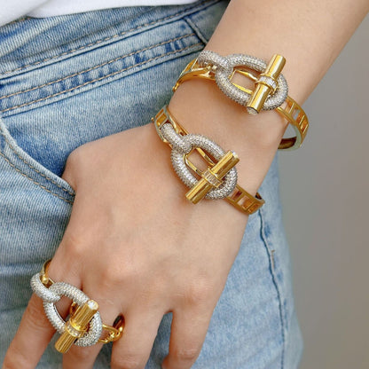 Zirconia Knot Bracelet